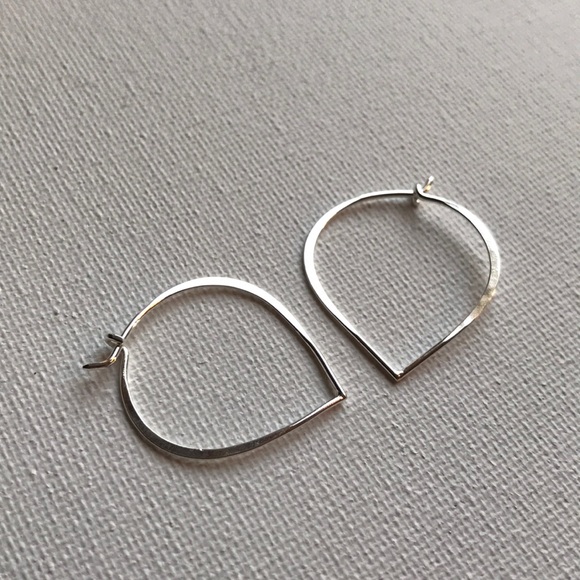Sterling Silver Lotus Hoop Earrings NEW - Picture 4 of 6